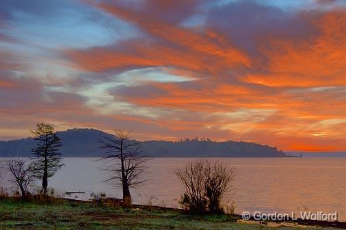 Grenada Lake Sunrise_47010-1.jpg - Photographed near Grenada, Mississippi, USA.